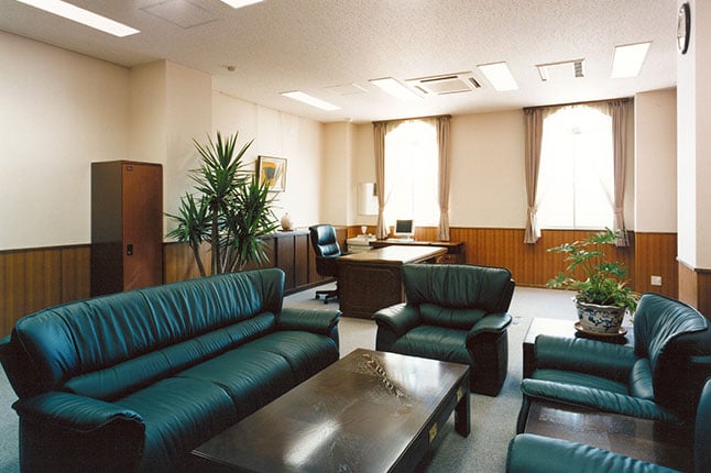 朝日工業株式会社ビル（公共施設・オフィス）