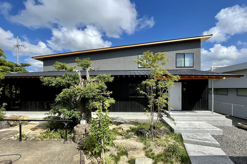 U create studio & gallery（戸建住宅）