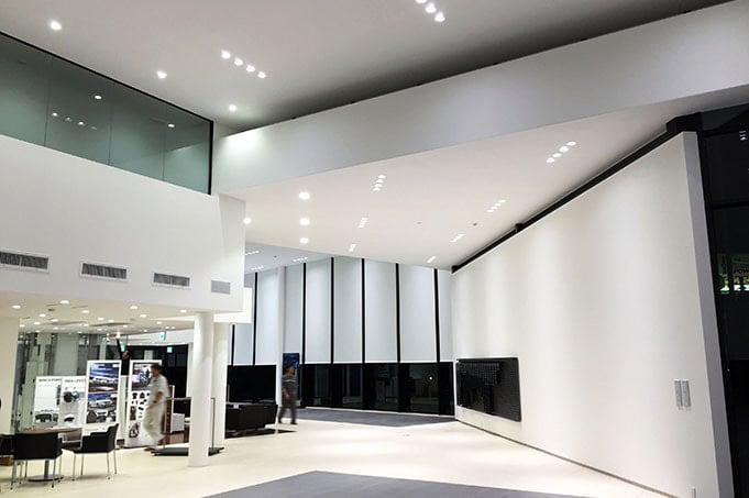 Okazaki BMW（ショールーム）
