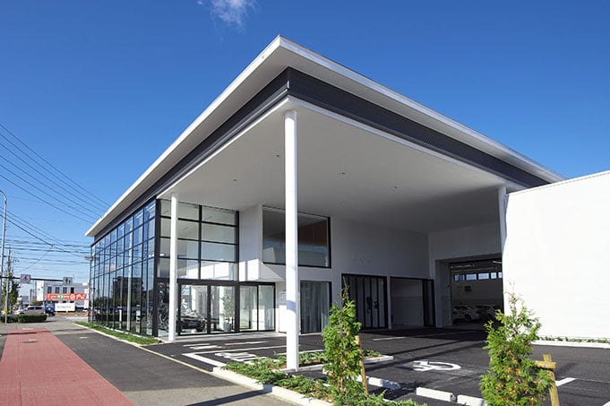 Okazaki BMW（ショールーム）